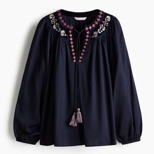 H&M EMBROIDERED BLOUSE